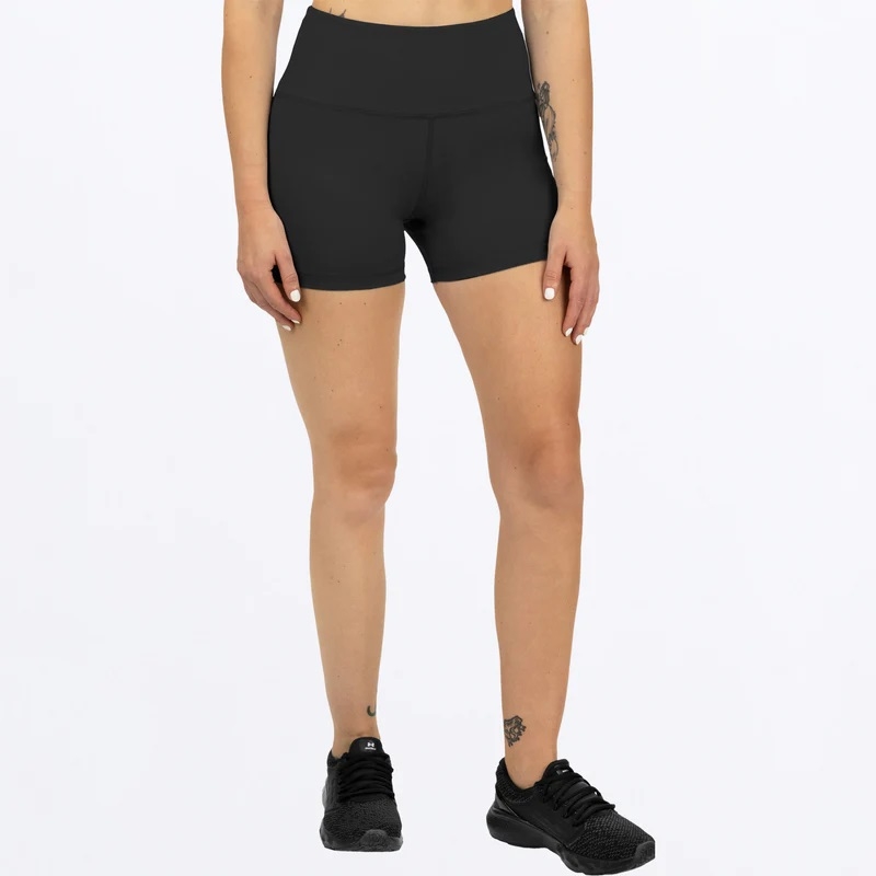 Sjekk ut denne stilige shortsen fra FXR! Disse shortsene er laget av et kvalitetsmateriale med 4-veis stretch som gir deg bevegelsesfrihet og komfort. 